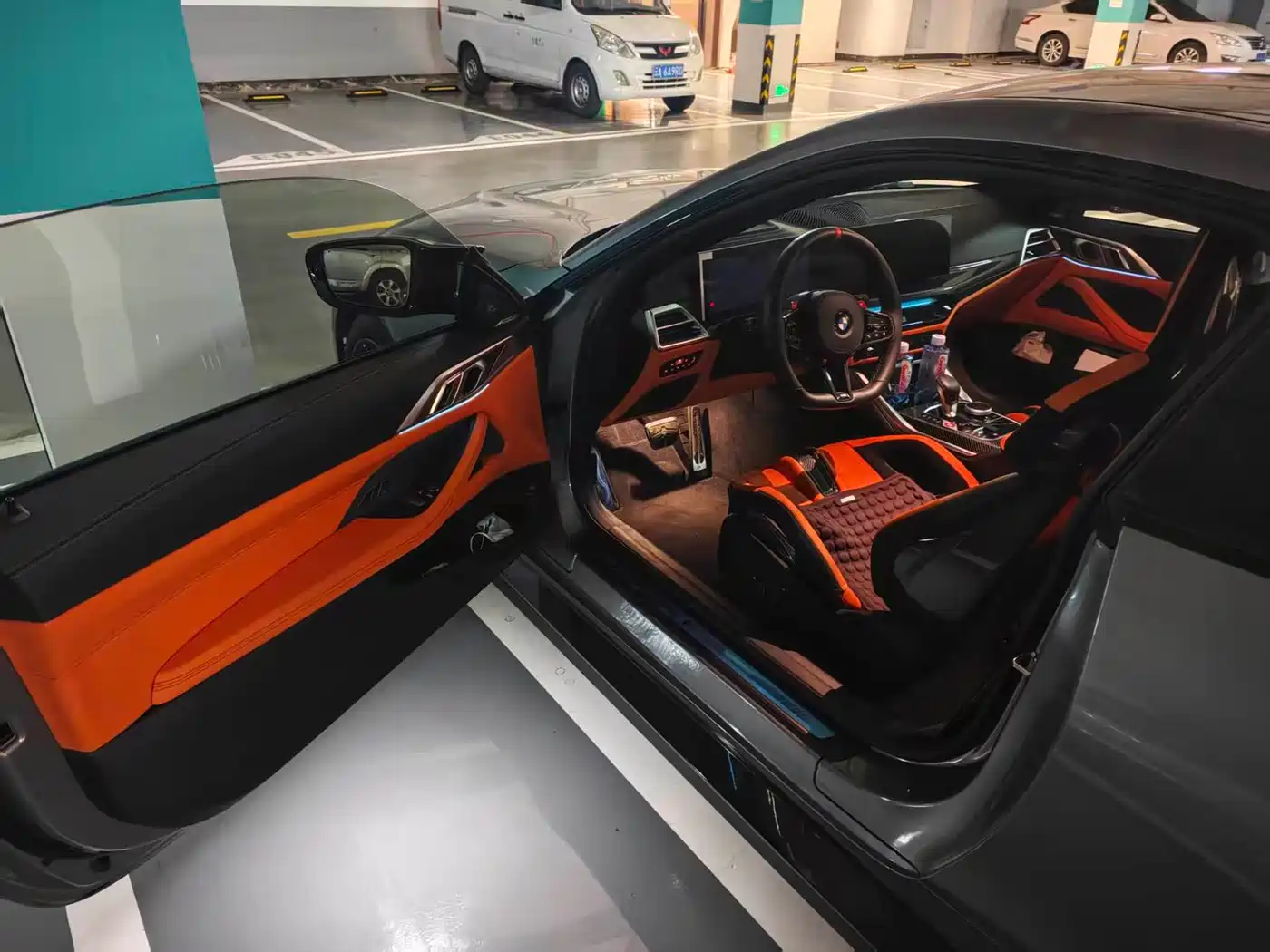 BMW M4 2024 BMW M4 Coupe M xDrive Competition фото 7
