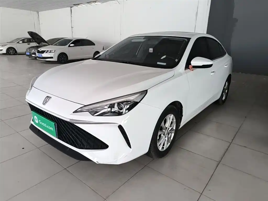 Roewe i5 2023 1.5L CVT Luxury Edition