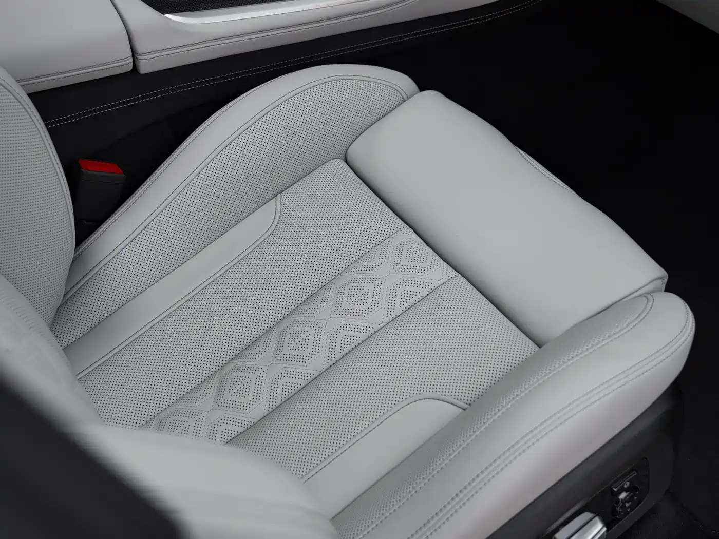 BMW X5 M 2022 X5 M фото 41