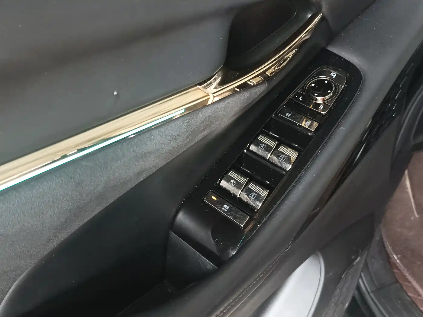 GAC Trumpchi Trumpchi M8 2023 Model Master Series 400T Flagship Edition фото 5