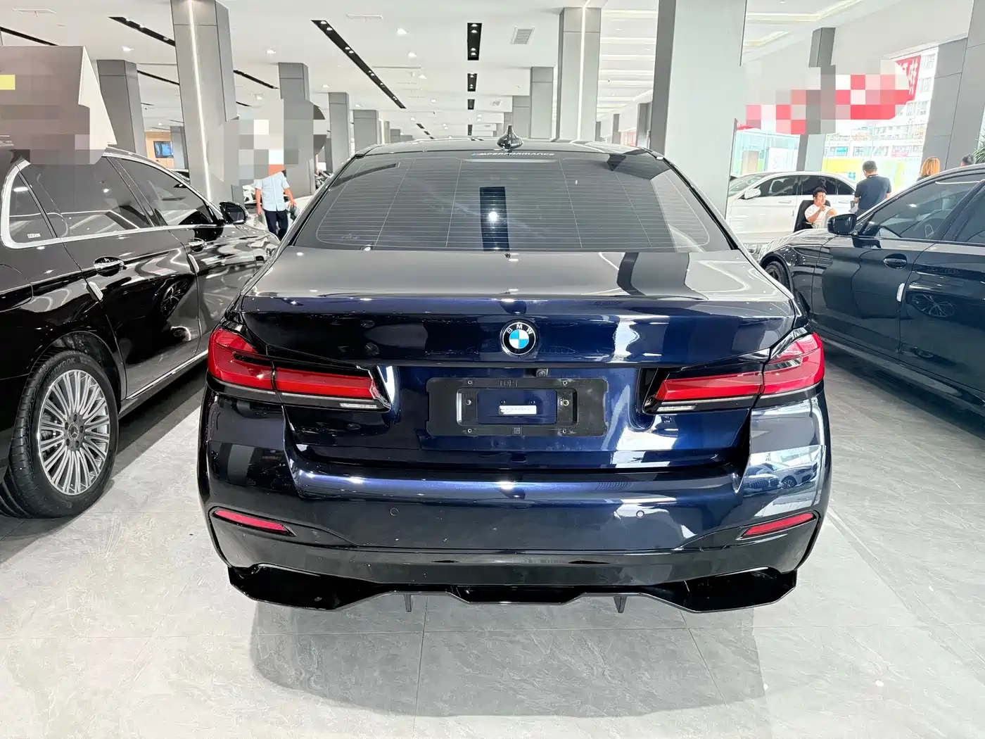 BMW 5 Series 2021 530Li Leading M Sport Package фото 9