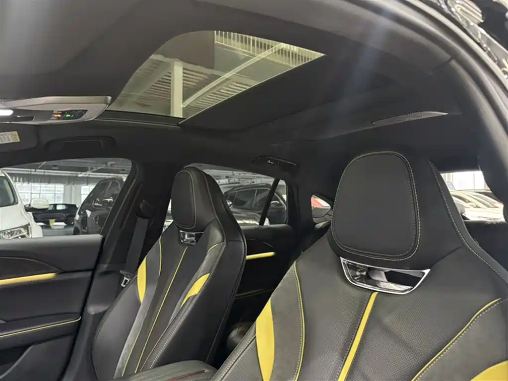 Hongqi H6 2023 2.0T Premium Edition фото 19