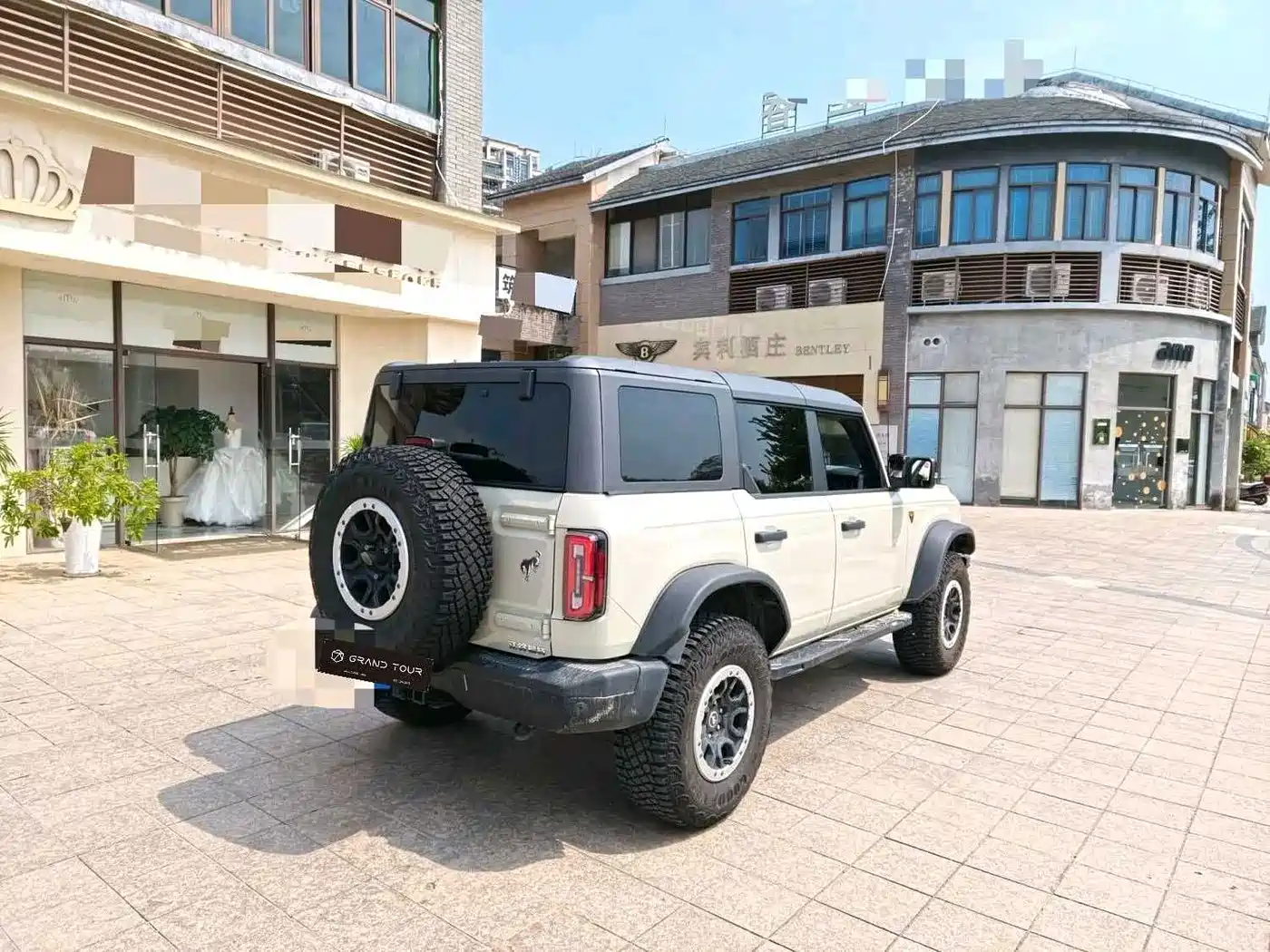 Ford Bronco 2025 2024 2.3T Badlands