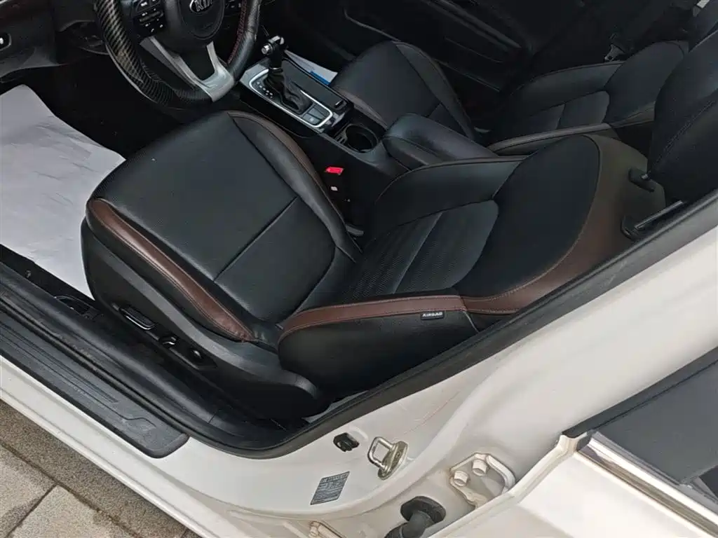 Kia Kaishen 2017 1.8L Automatic GLS фото 15