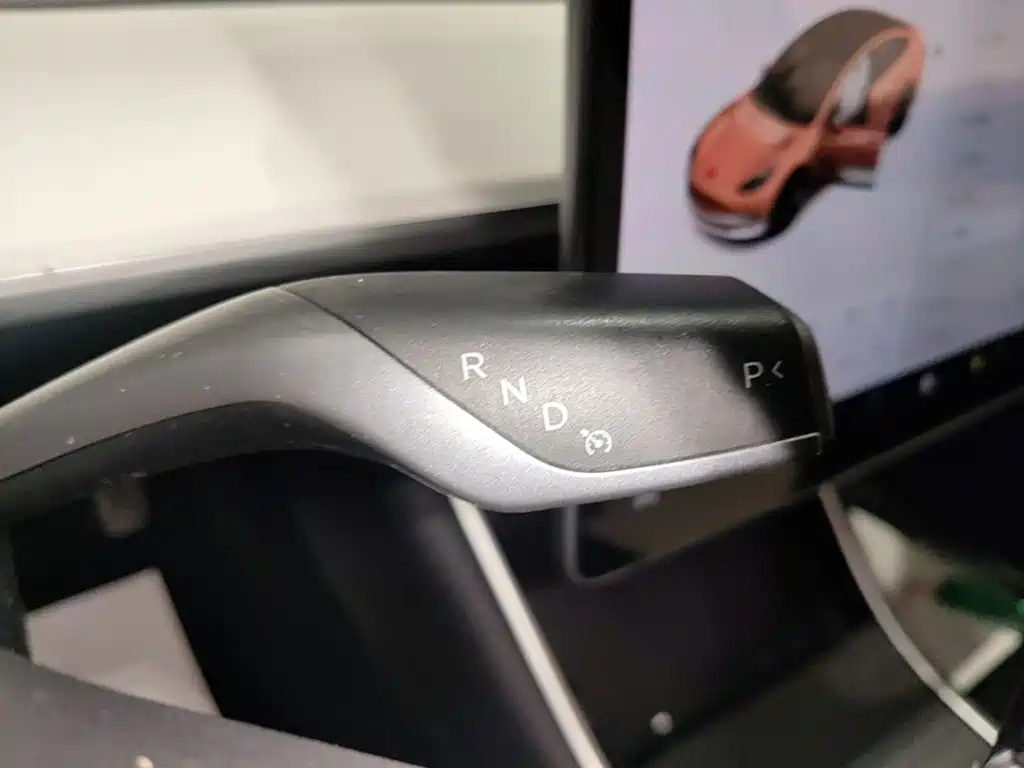 Tesla Model 3 (Import) 2019 2019 Long Range RWD Version