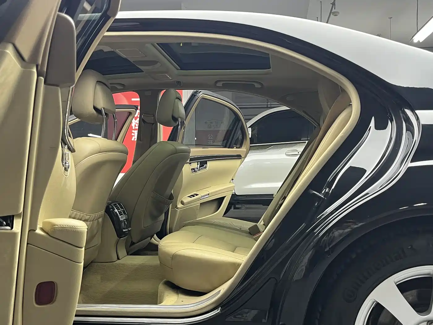Mercedes-Benz S-Class 2010 S 300 L Business фото 21