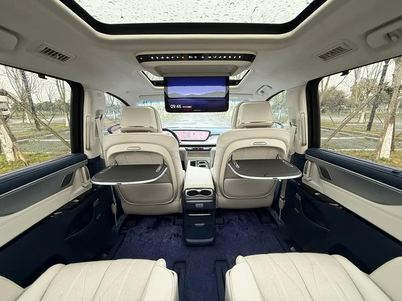 BUICK GL8 NEW ENERGY