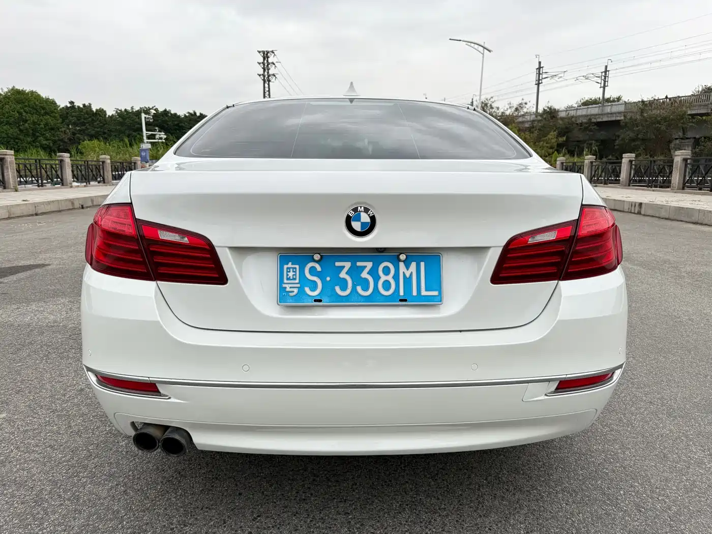 BMW 5 Series 2014 525Li Luxury Design Package фото 10