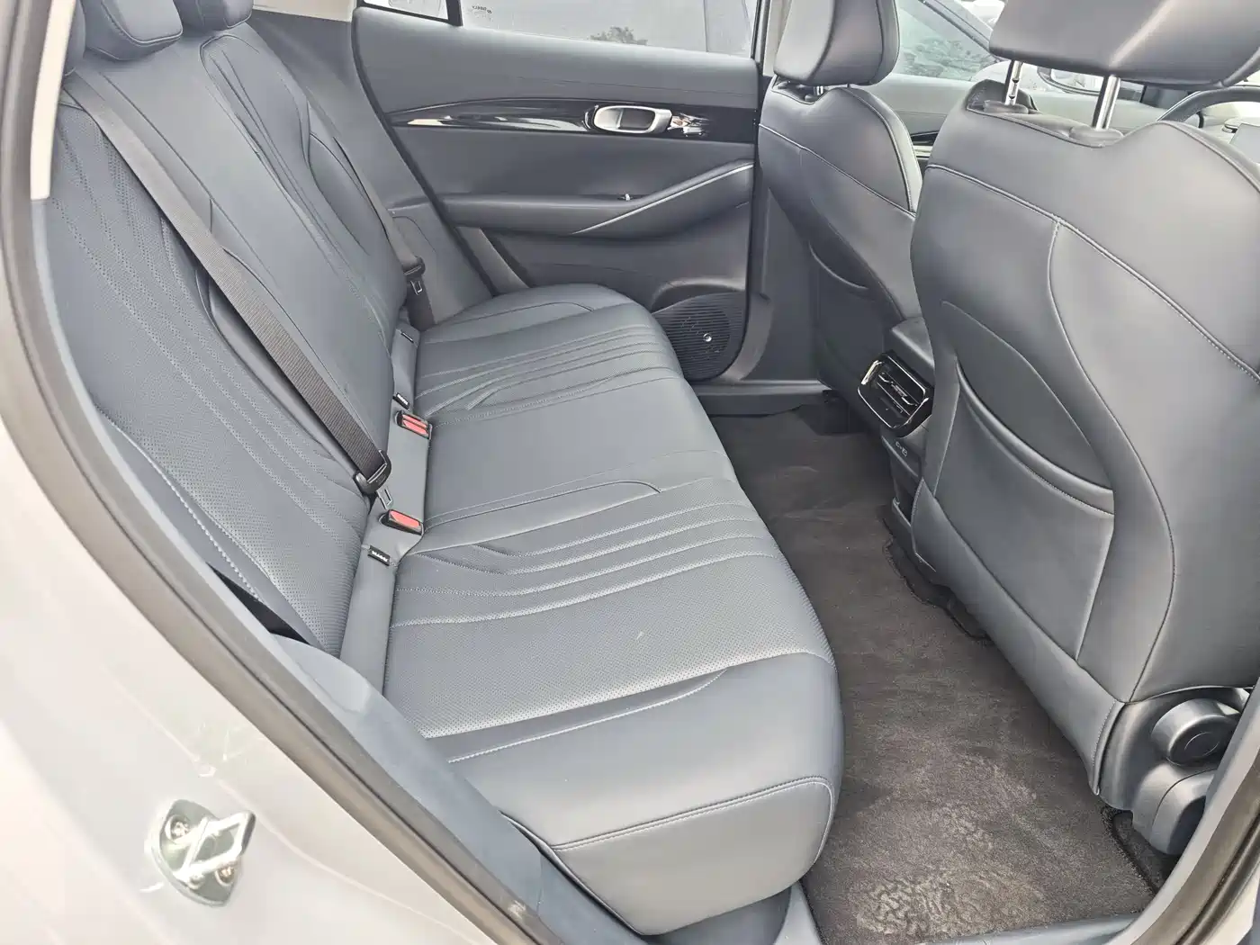 GEELY GALAXY GALAXY E5