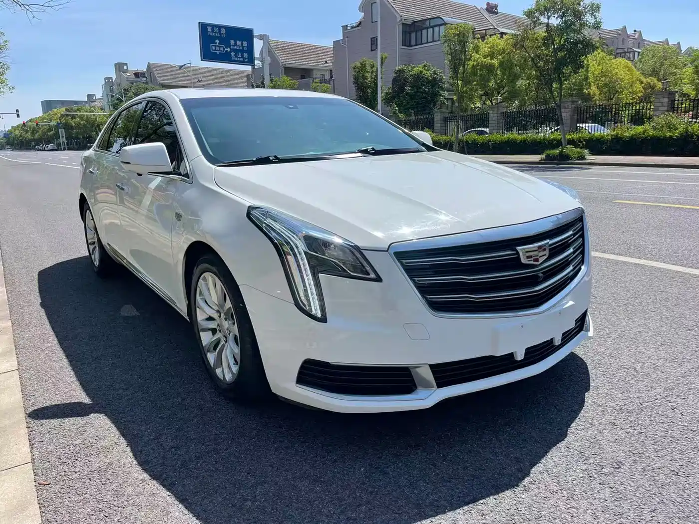 Cadillac XTS 2018 28T Technology