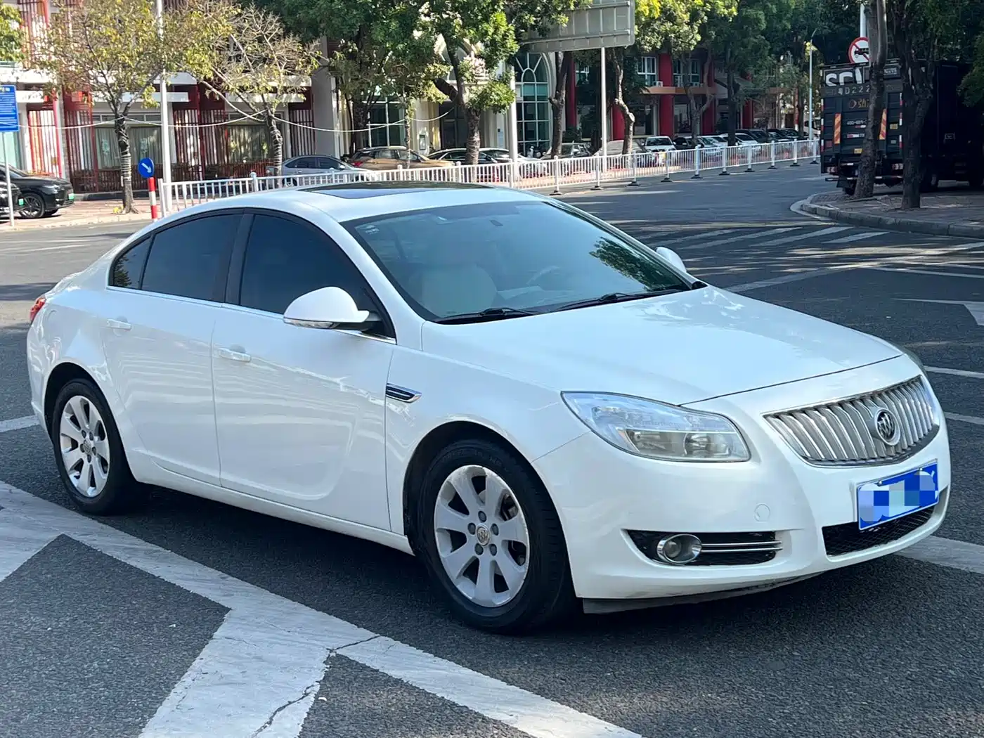 Buick Regal 2012 Model 2.0L Comfort фото 3