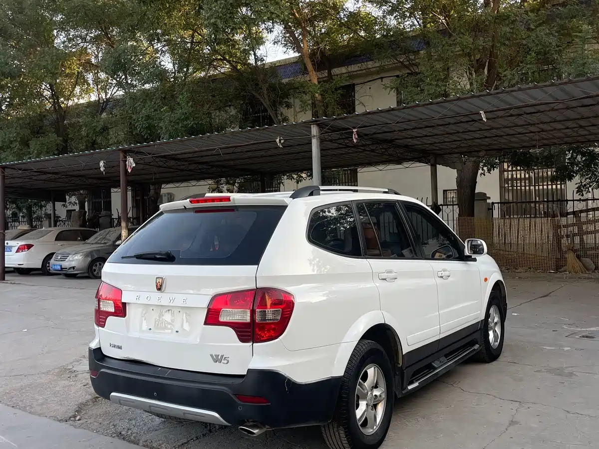 Фото 10 - Roewe W5