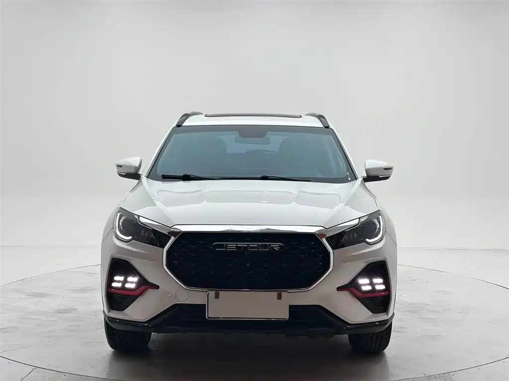 Фото 2 - Jetour X70