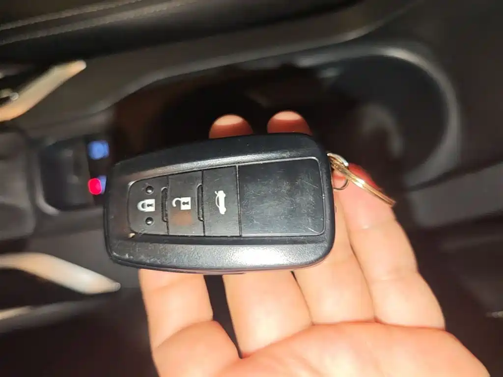 Toyota Corolla 2019 1.2T S-CVT GL-i Elite Edition фото 9