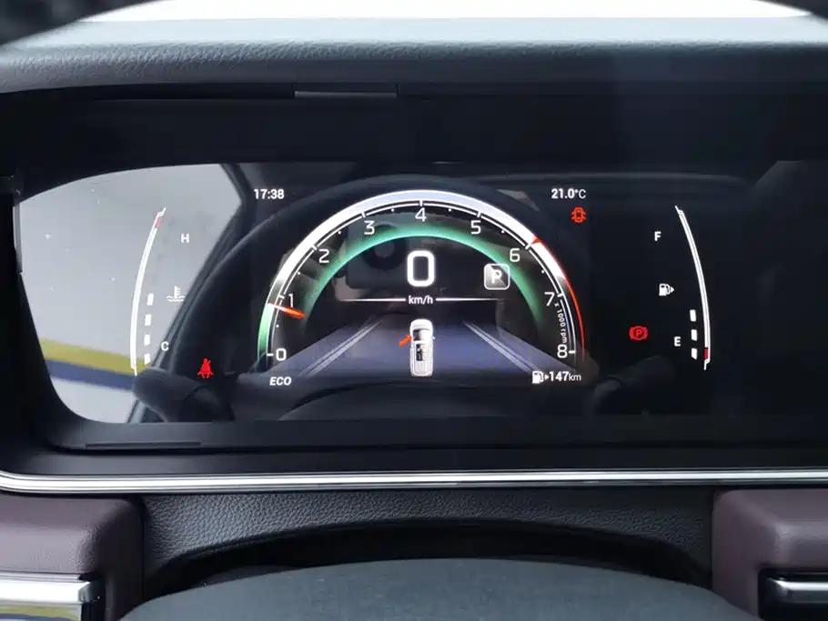 GAC Trumpchi Trumpchi M6 2025 2023 PRO 270T DCT Luxury Edition