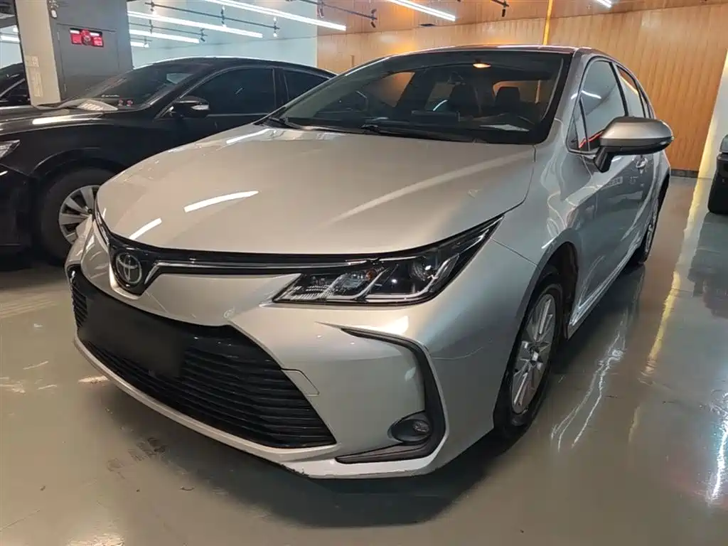 Toyota Corolla 2019 1.2T S-CVT GL-i Elite Edition фото 2