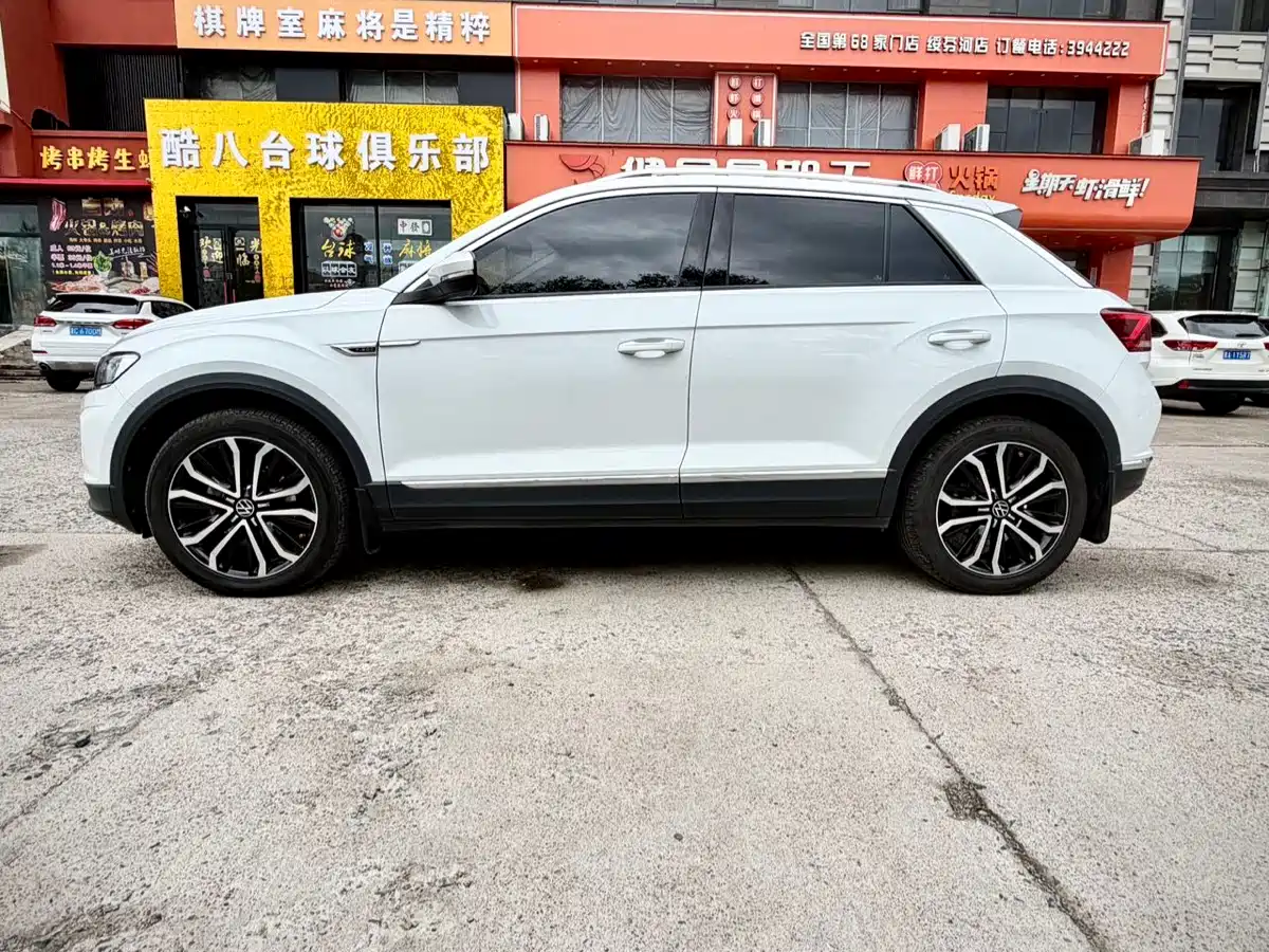 Volkswagen T-ROC 2022 280TSI DSG 2WD Comfort PLUS фото 8