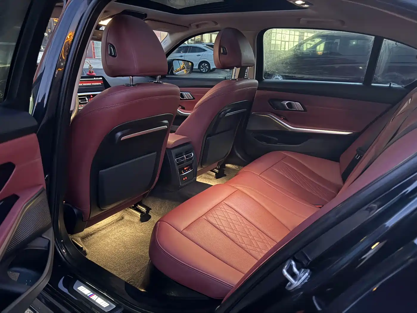 BMW 3 Series 2022 320Li M Sport Package фото 8