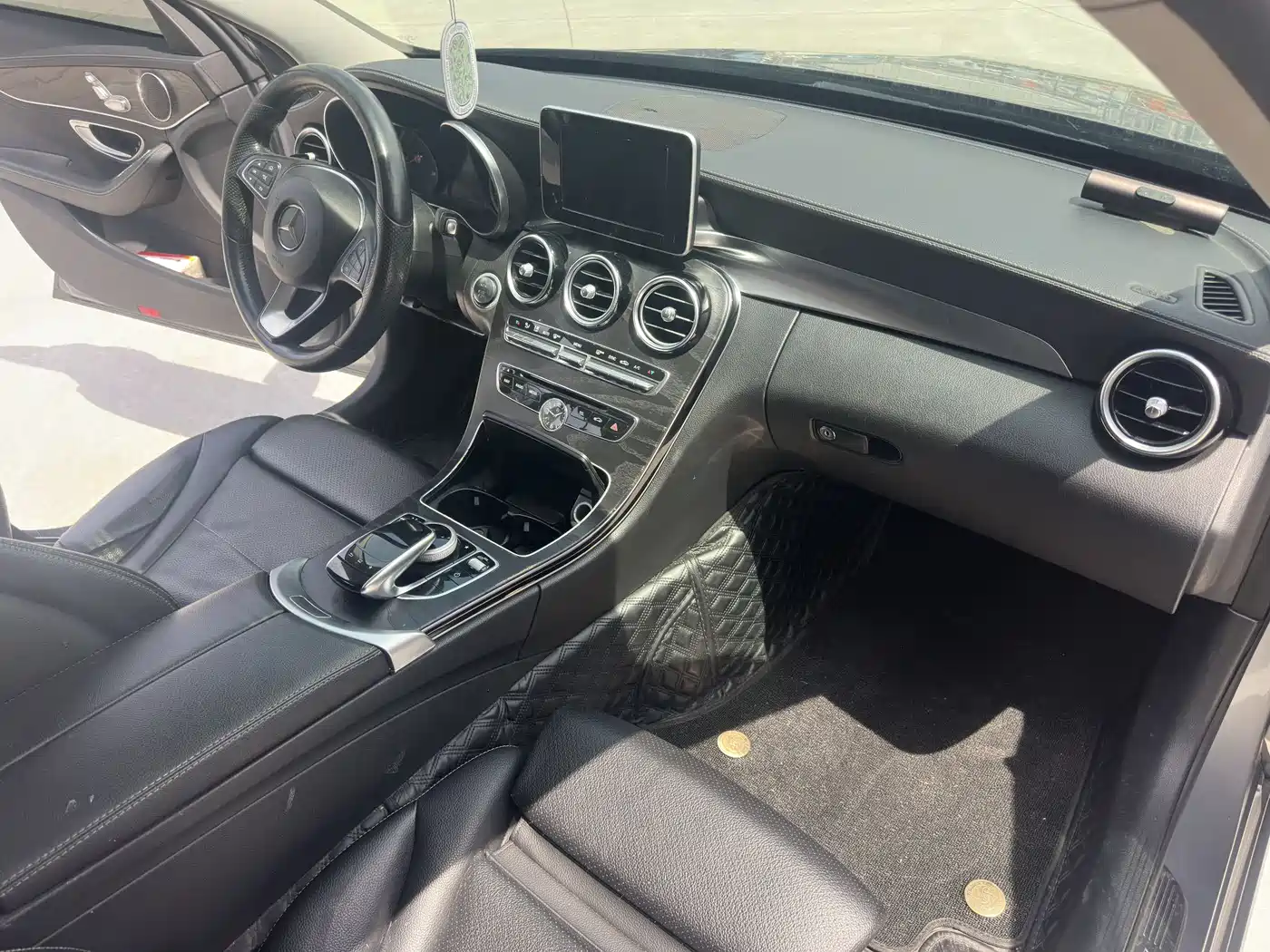 Mercedes-Benz C-Class 2015 Facelift C 180 L Sport фото 10