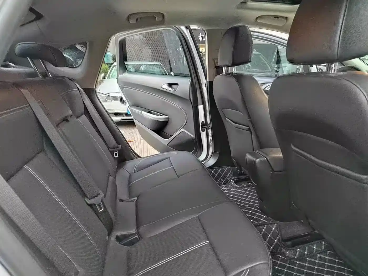 Photo 6 - Buick Excelle