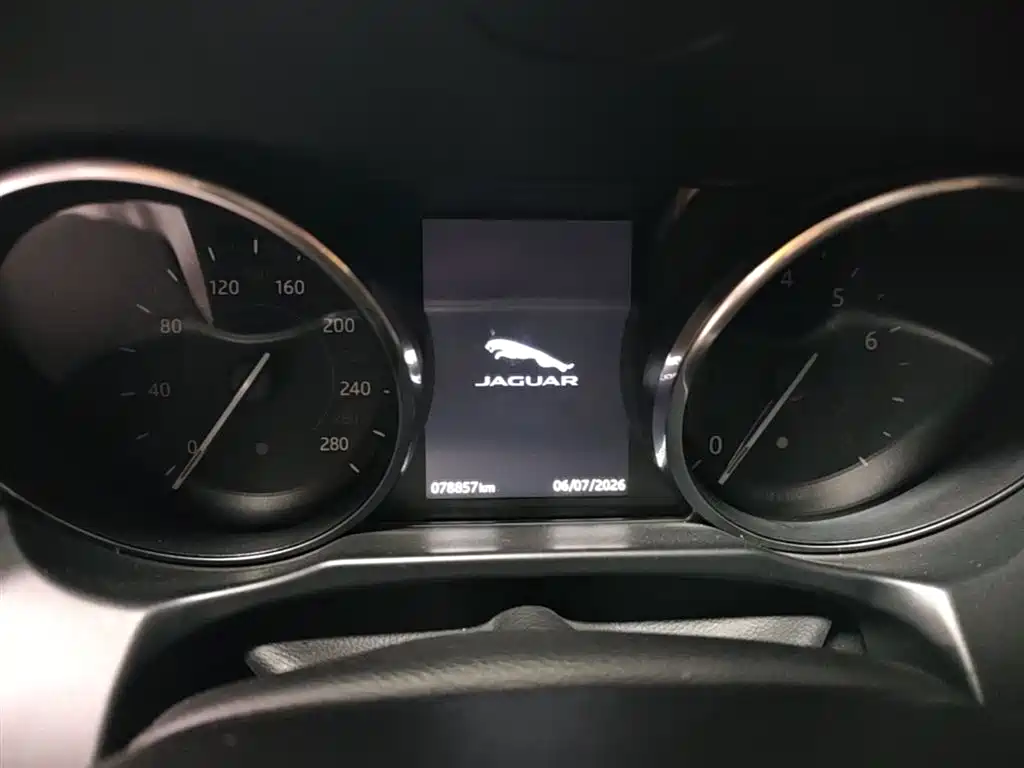 Jaguar XF 2016 2016 XF 2.0T 2WD Elegance Edition