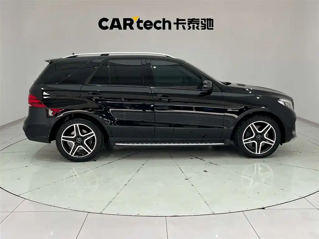 Mercedes-Benz GLE AMG 2017 AMG GLE 43 4MATIC фото 12