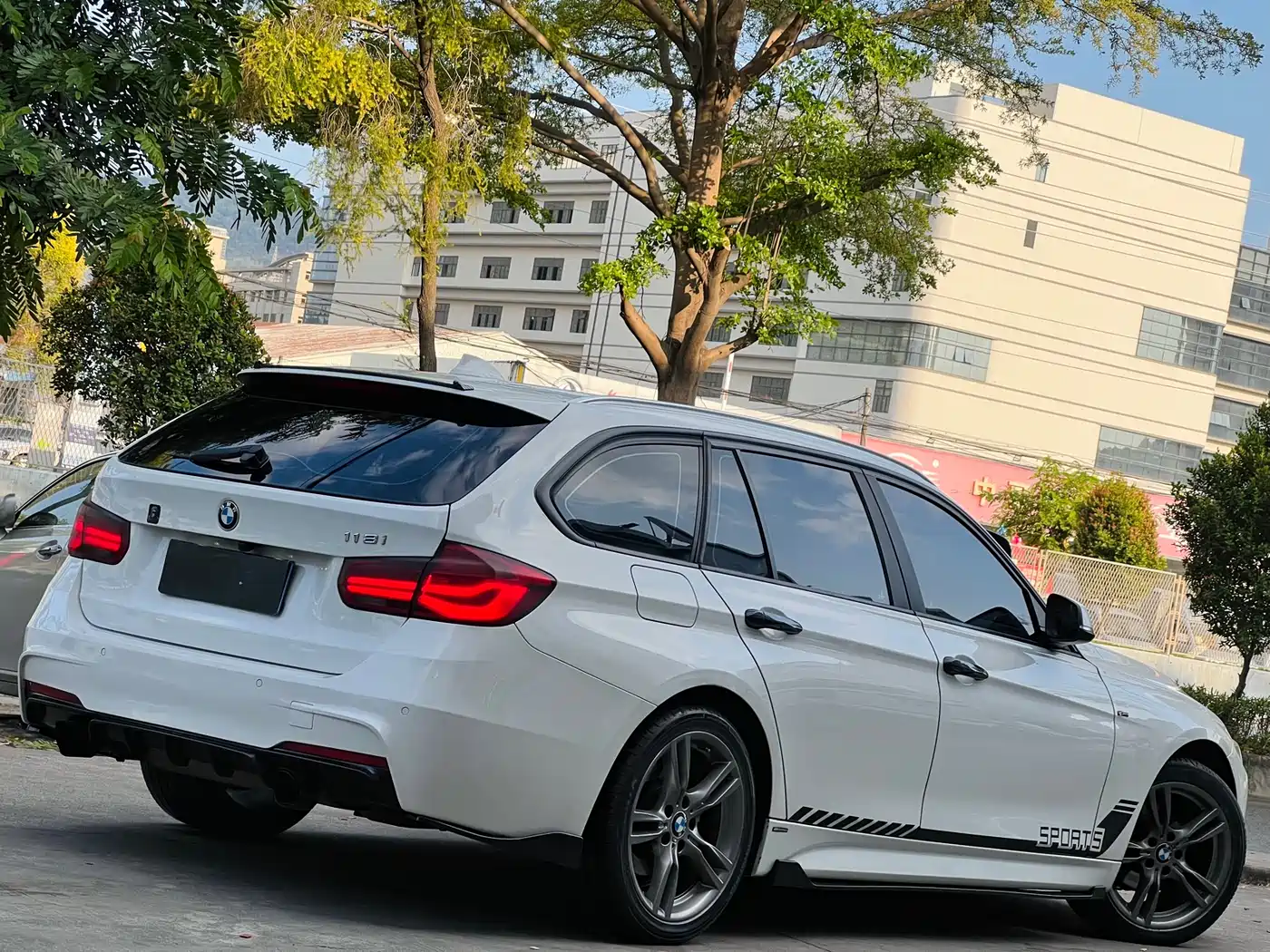 BMW 3 Series (Import) 2016 320i Fashion Wagon фото 6
