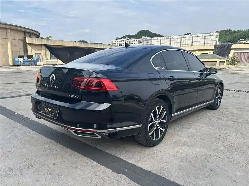 Volkswagen Magotan 2020 330TSI DSG Luxury фото 9