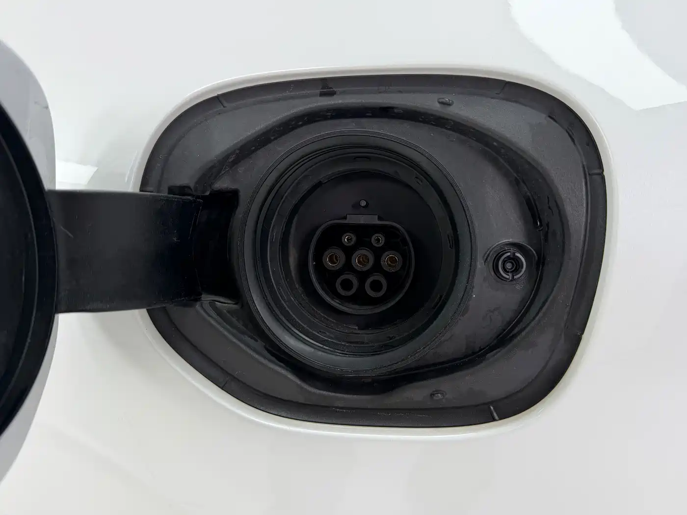 VOLVO XC60 PLUG IN HYBRID