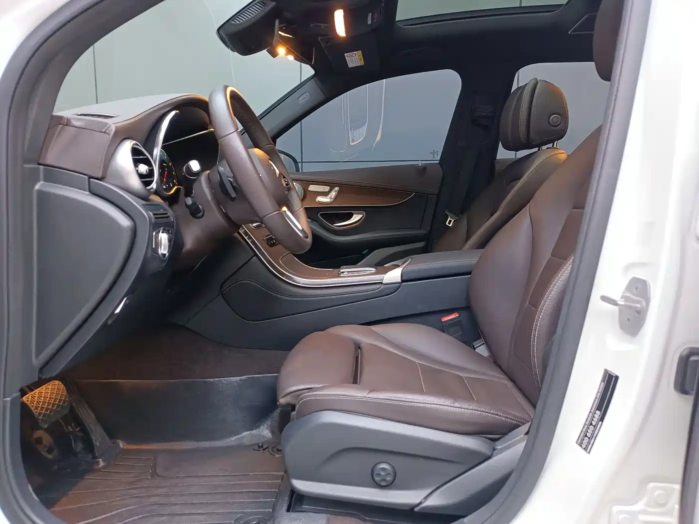 Mercedes-Benz GLC 2021 GLC 300 L 4MATIC Sporty фото 16