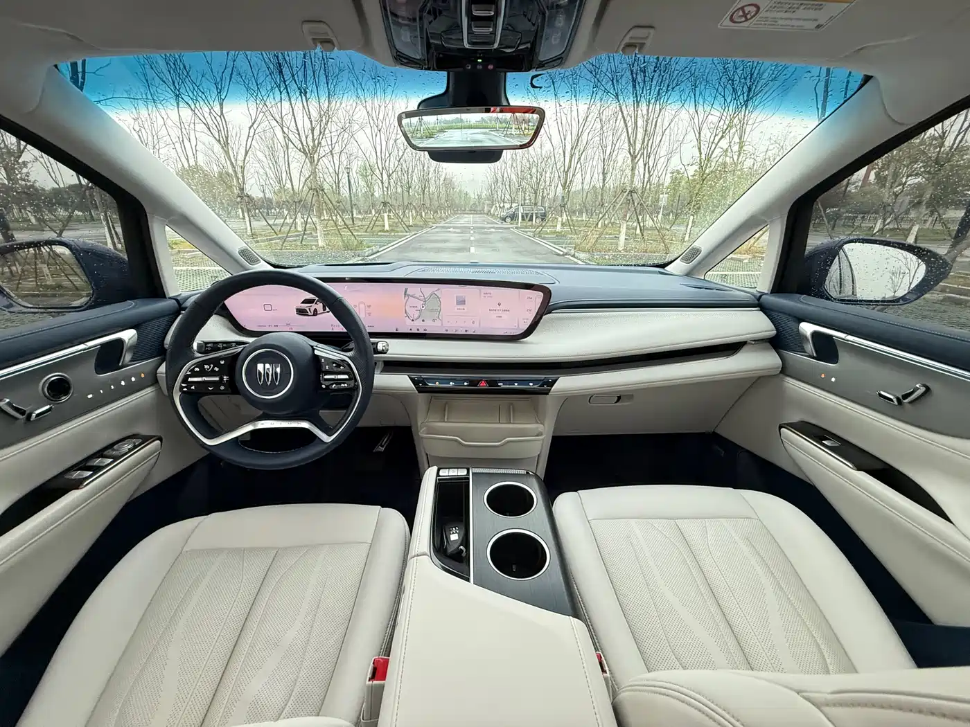 BUICK GL8 NEW ENERGY