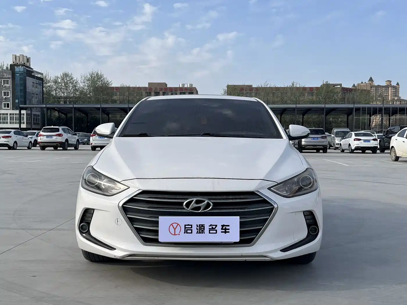 Hyundai Elantra 2016 Model 1.6L Automatic Smart Elite фото 2