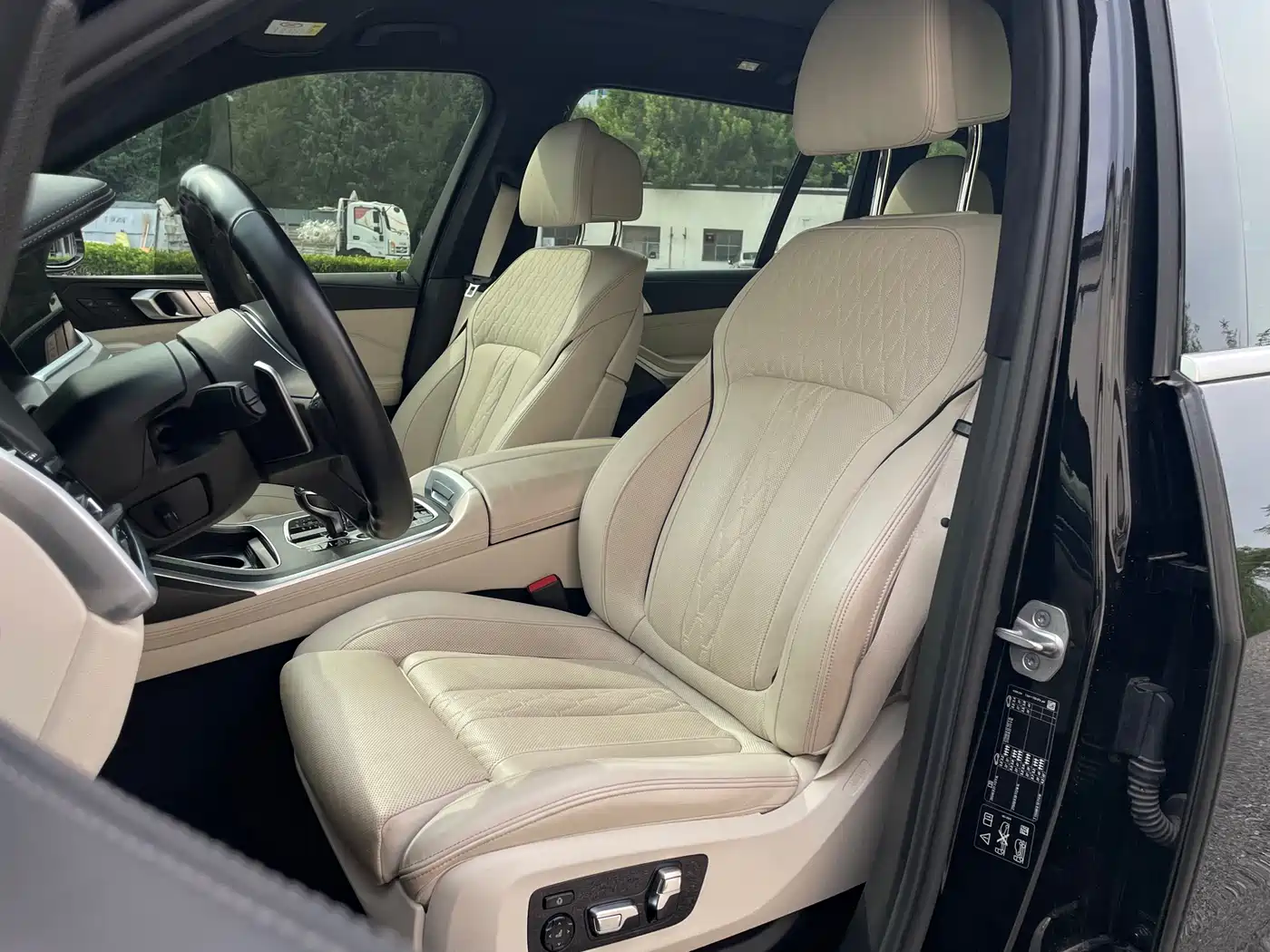 BMW X7 2021 xDrive40i Premium M Sport Package фото 10