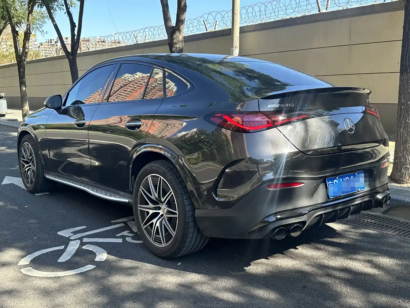 Mercedes-Benz GLC Coupe AMG 2025 2024 AMG GLC 43 4MATIC Coupe SUV