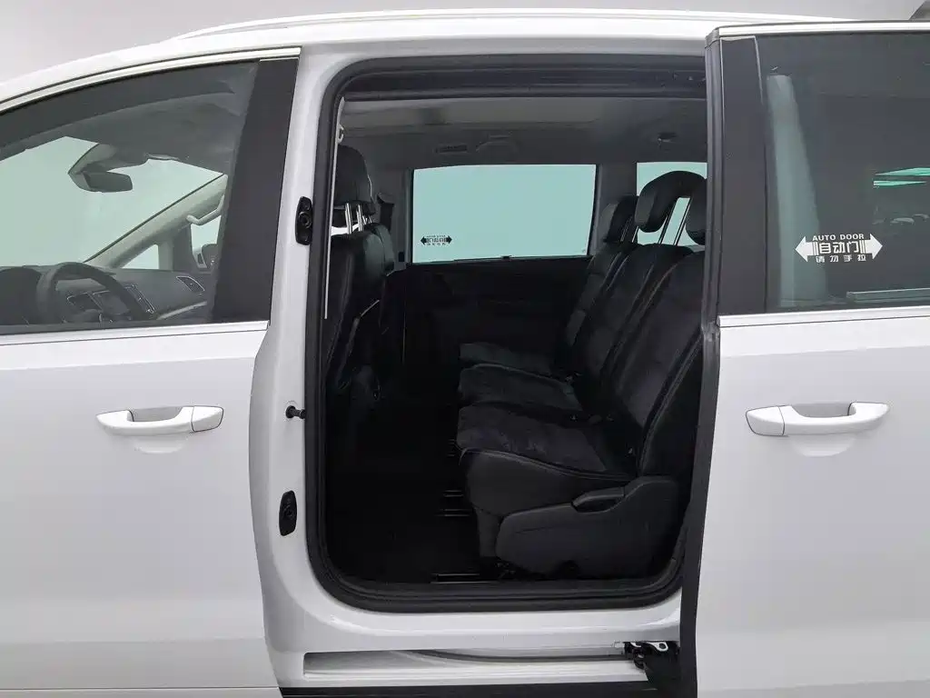 Volkswagen Sharan 2018 2018 380TSI Comfort 7-Seater