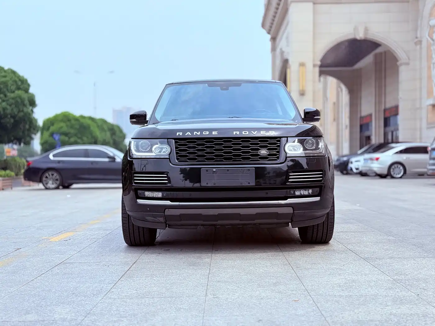 Land Rover Range Rover 2015 5.0 SC V8 AB Prestigious Genesis Extended Edition фото 2