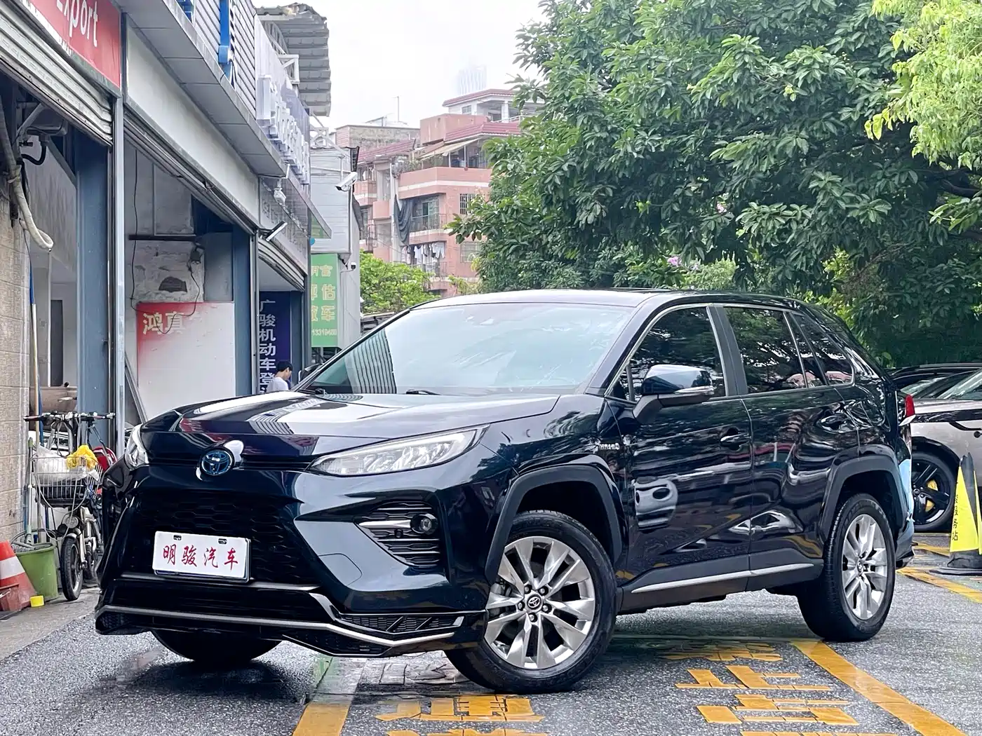 Toyota Wildlander 2020 Dual Engine 2.5L E-CVT FWD Luxury