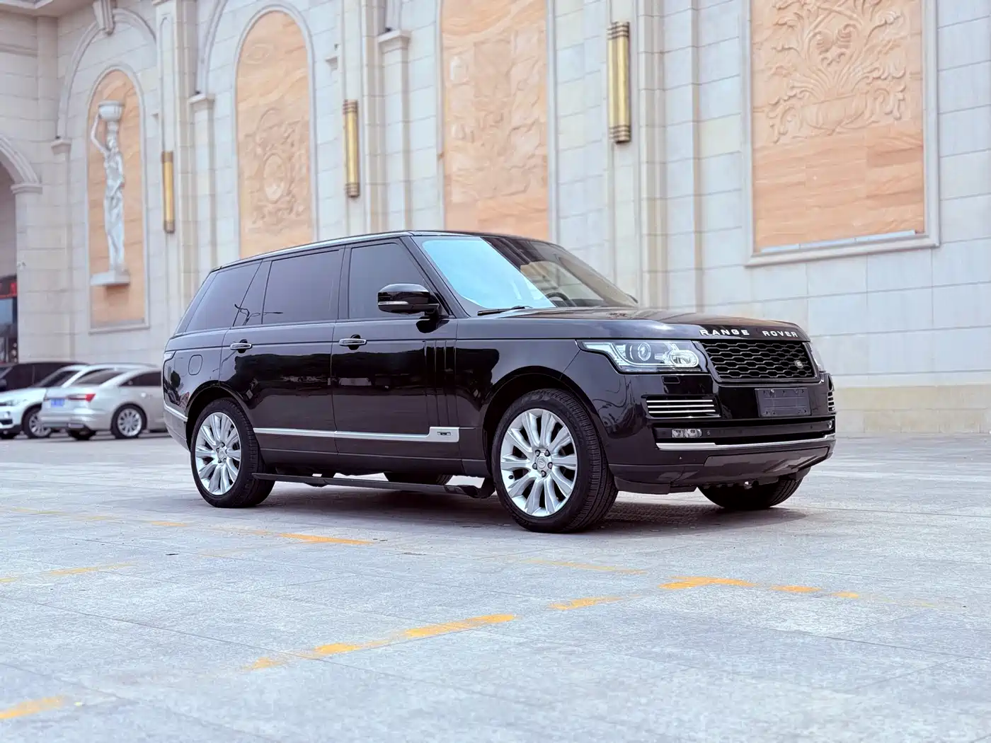 Land Rover Range Rover 2015 5.0 SC V8 AB Prestigious Genesis Extended Edition фото 3