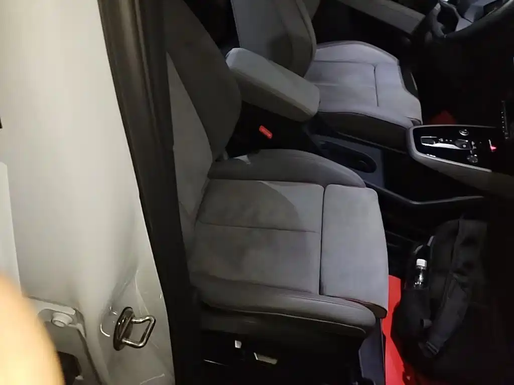 Audi Q5 e-tron 2023 2022 40 e-tron Starlight Mech Suit