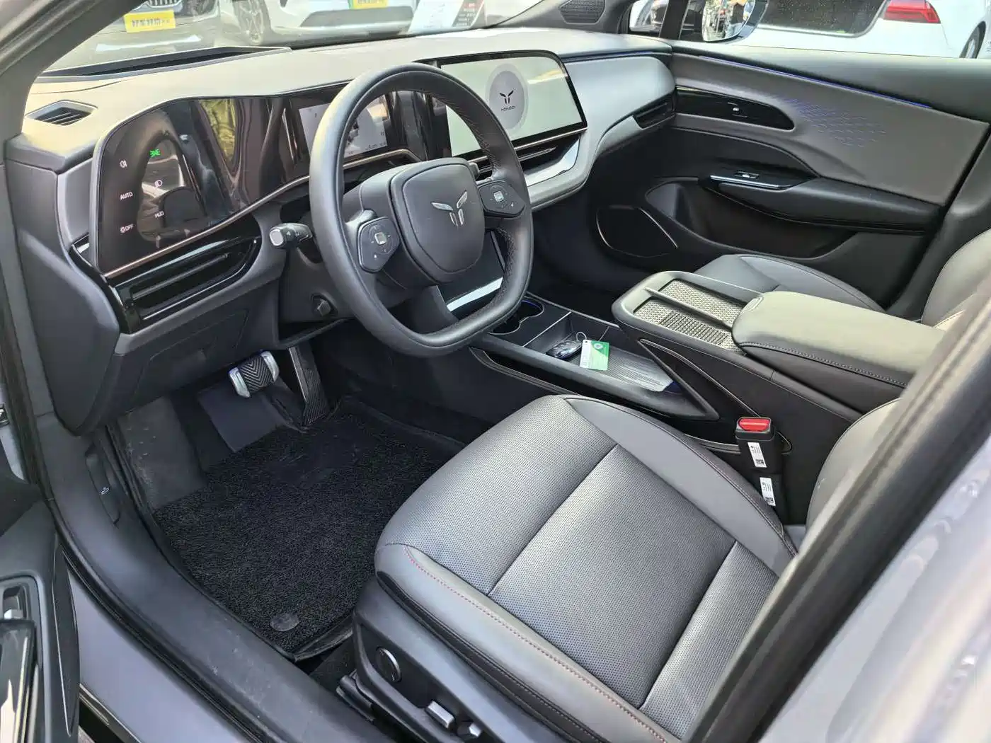 Hongqi EH7 2025 640 AWD Smart Selection Edition фото 10