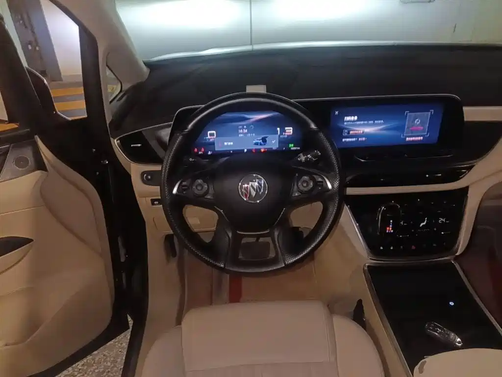 BUICK GL8