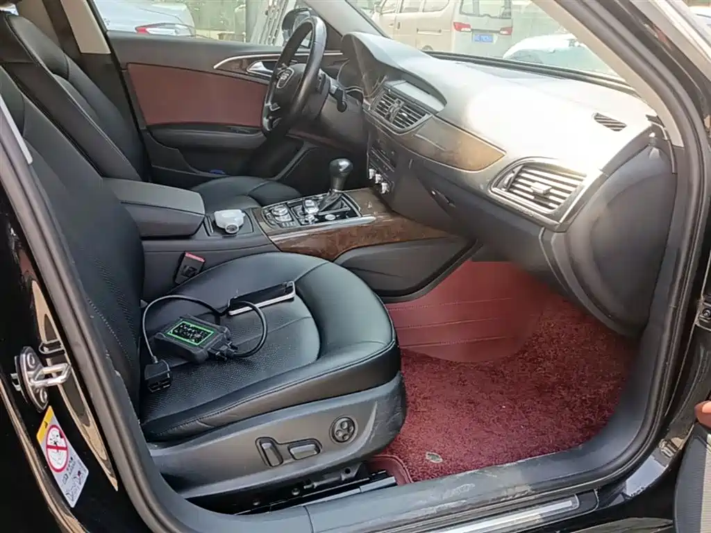 Audi A6L 2014 TFSI Standard фото 25