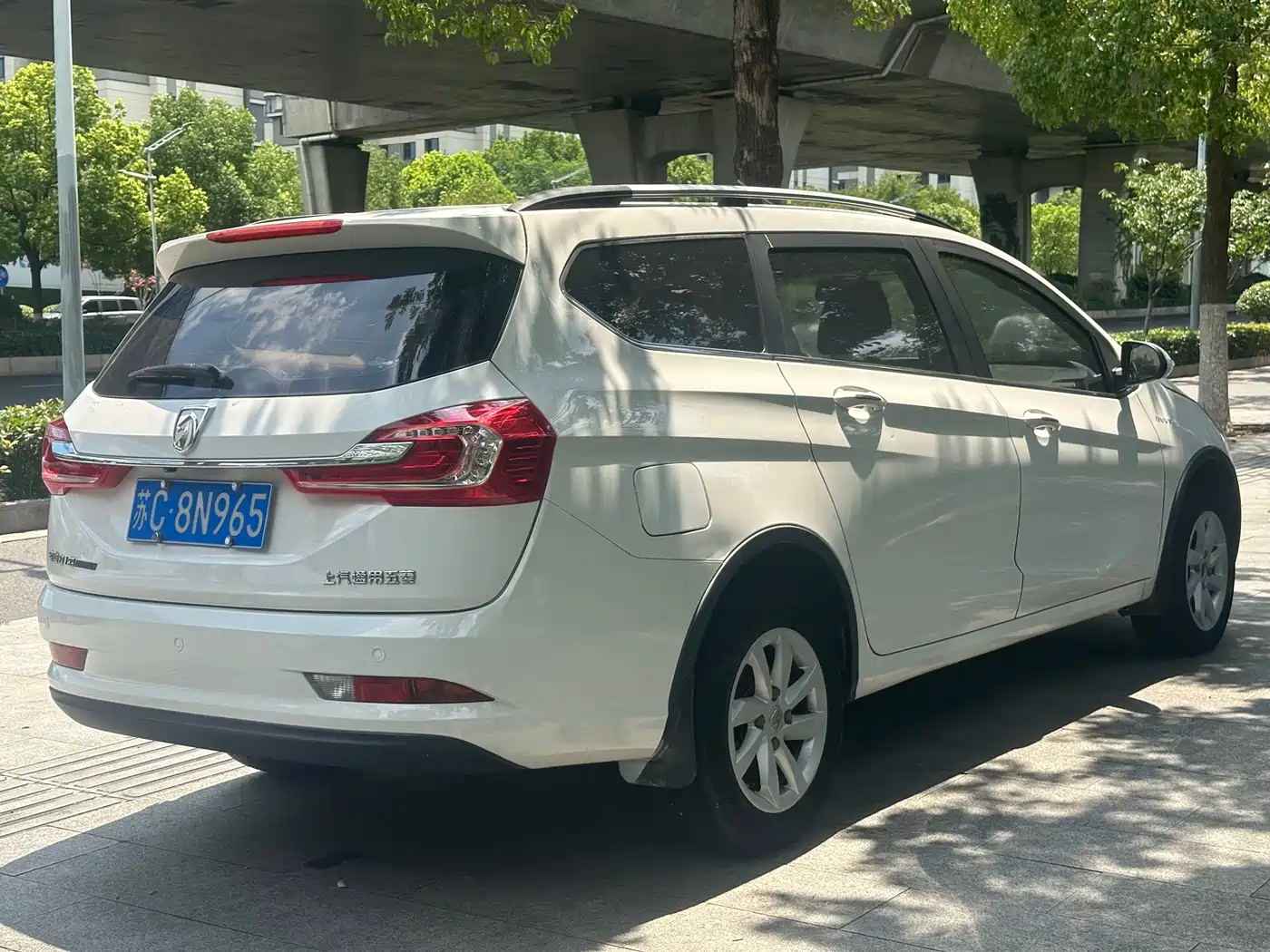 Baojun 310W 2017 2017 1.5L Manual Fashion Edition (China V)