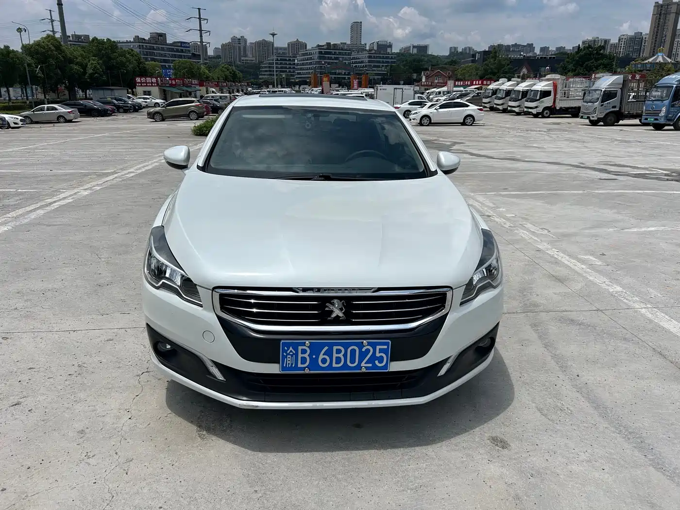Peugeot 508 2015 1.6THP Auto Comfort Edition фото 2