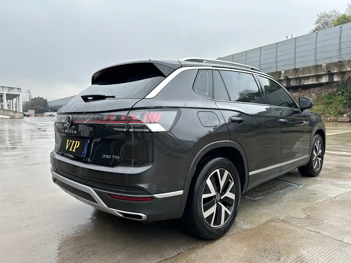 Volkswagen Tayron 2023 330TSI 2WD Luxury Plus Advanced Edition фото 9