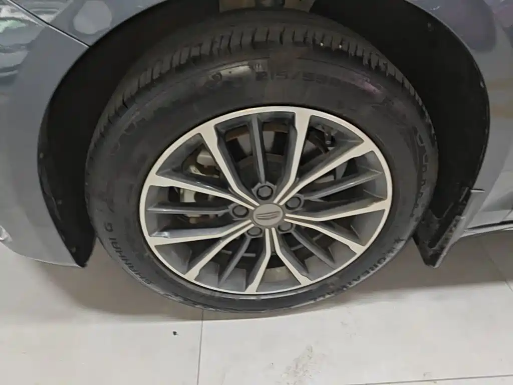 Geely Preface 2021 2021 2.0TD Luxury