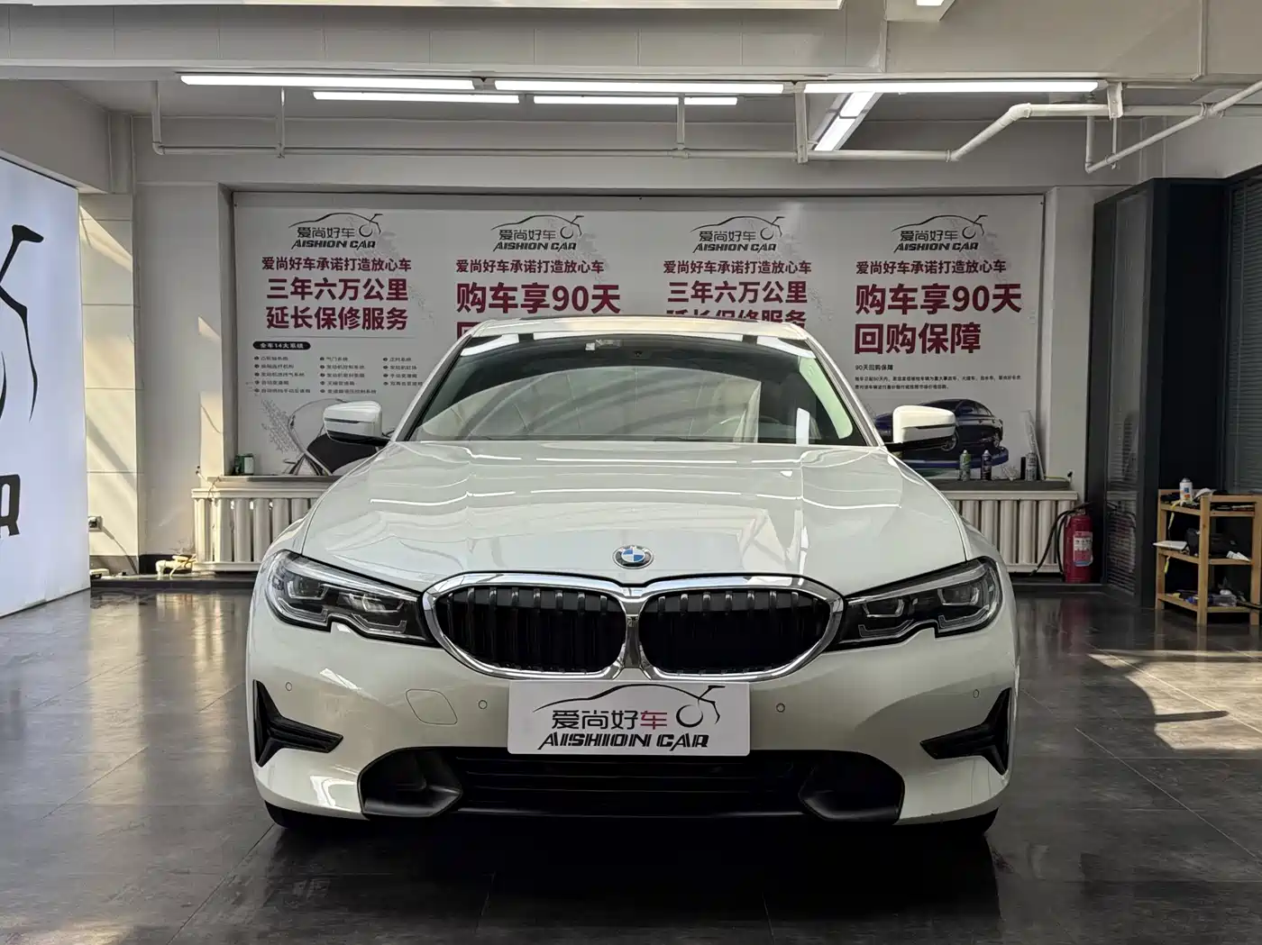 Фото 2 - BMW 3 Series