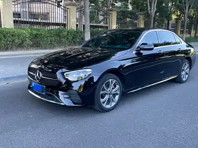 Mercedes-Benz E