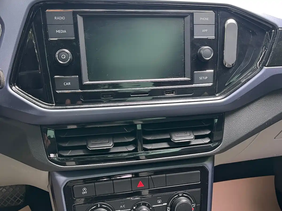 Volkswagen T-Cross 2019 280TSI DSG Comfort Edition фото 10