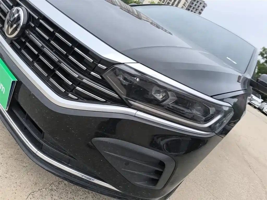 Volkswagen Passat 2024 330TSI Elite Edition фото 24